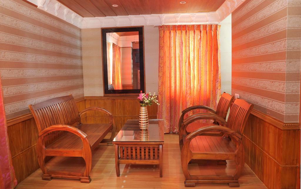 Melody Park Hotel Kanyakumari Room photo