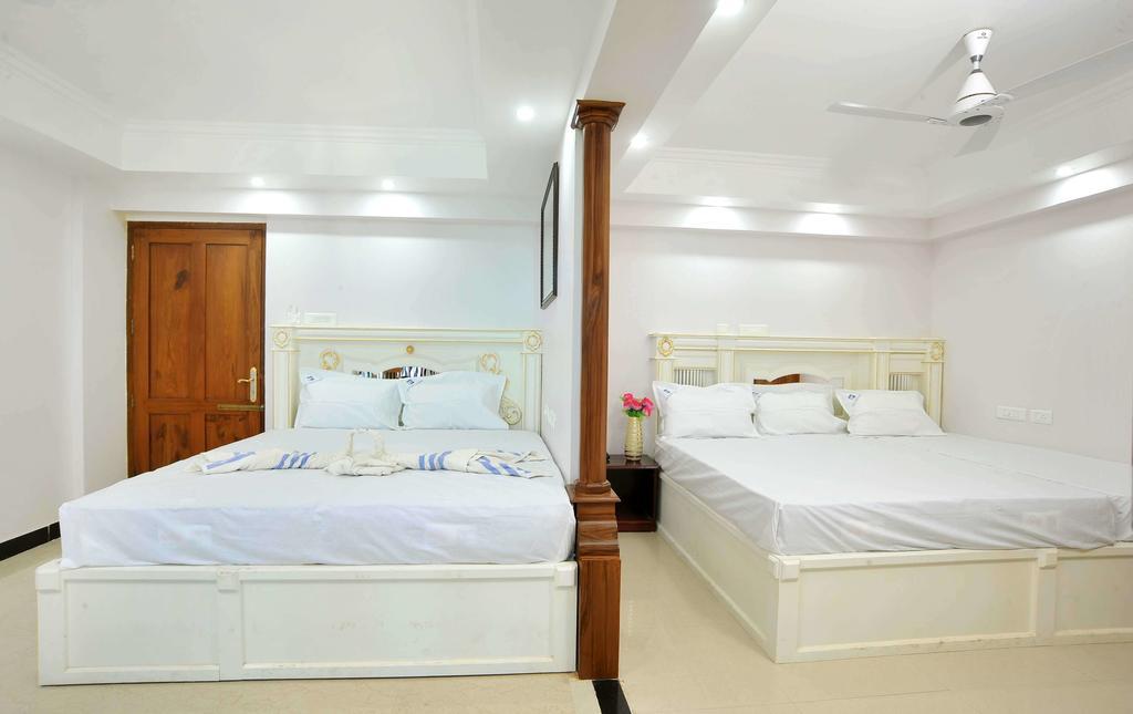 Melody Park Hotel Kanyakumari Room photo
